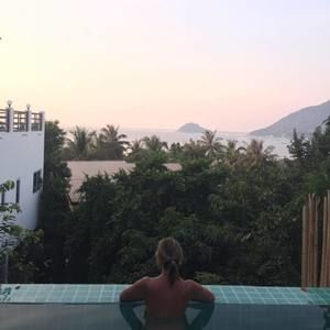 Meet your Posher, Claire